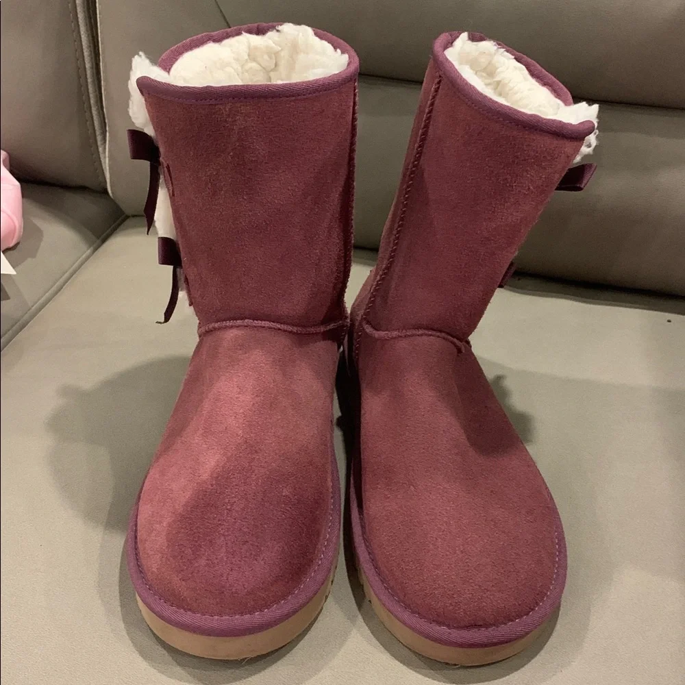 Uggs Koolaburra Women's Plush-Lined Bow Accent MidCalf Boots Size 9 NEW Burgundy